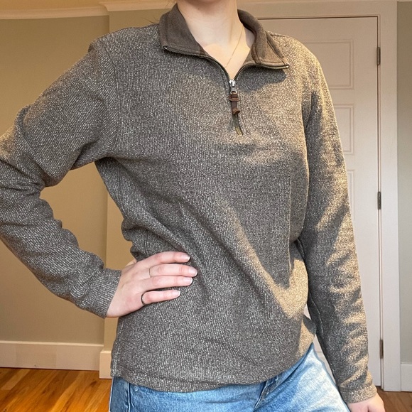 🌻2/$20 🌻 Wind River Quarter Zip - Picture 1 of 6